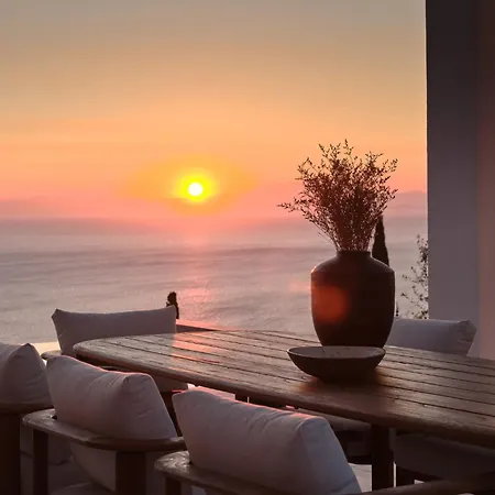Onarblue Villa, With 2 Pools & Dual Seaview Homes, By Thinkvilla Vilă Volímai