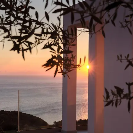 Onarblue Villa, With 2 Pools & Dual Seaview Homes, By Thinkvilla Volímai