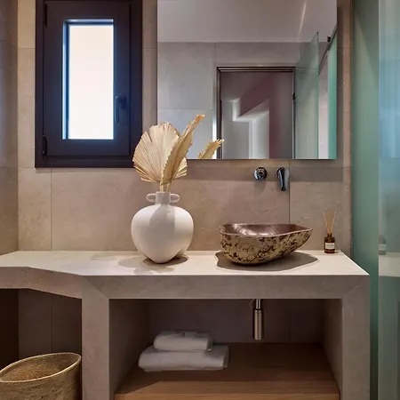 Onarblue Villa, With 2 Pools & Dual Seaview Homes, By Thinkvilla Vilă *